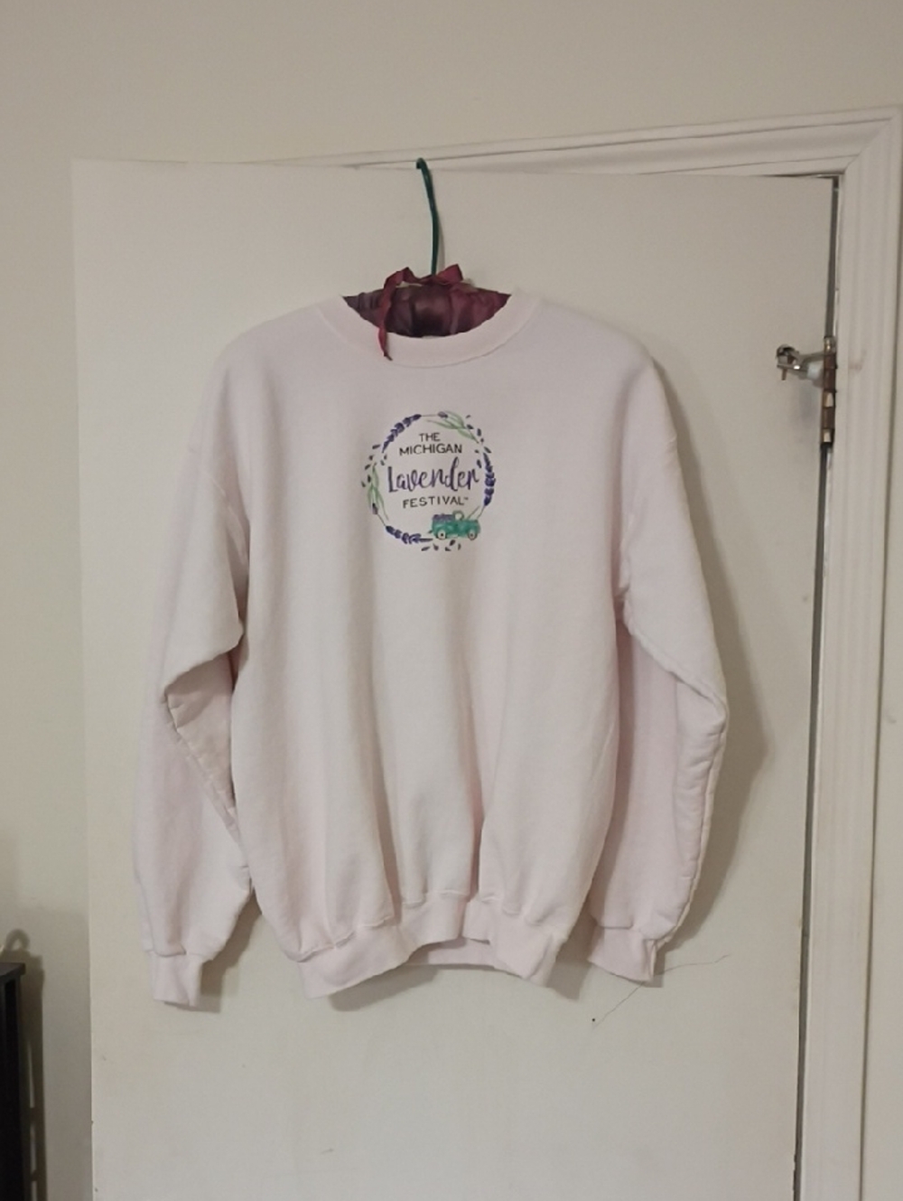 Michigan Lavender Festival Crew neck Sweatshirt M
